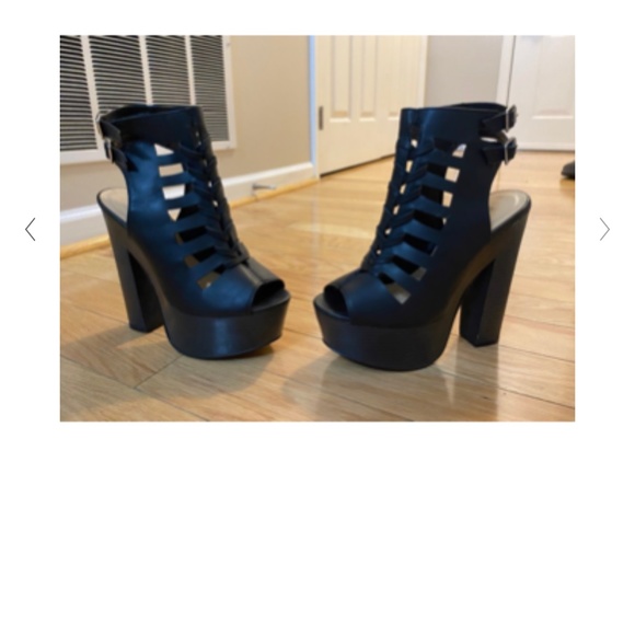 Black platform high heel sandals - Picture 4 of 5